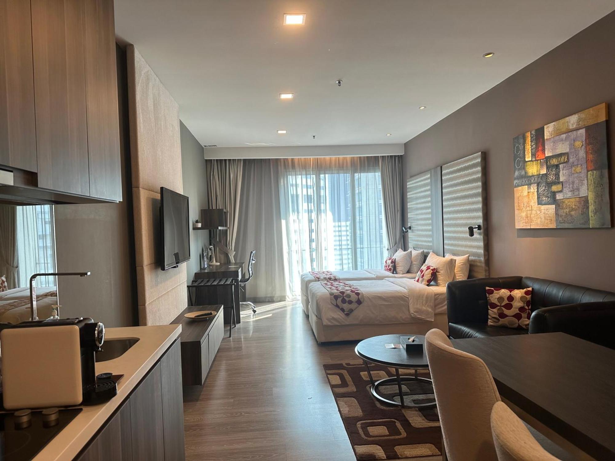 Ramada Suites By Wyndham Kuala Lumpur City Centre Esterno foto