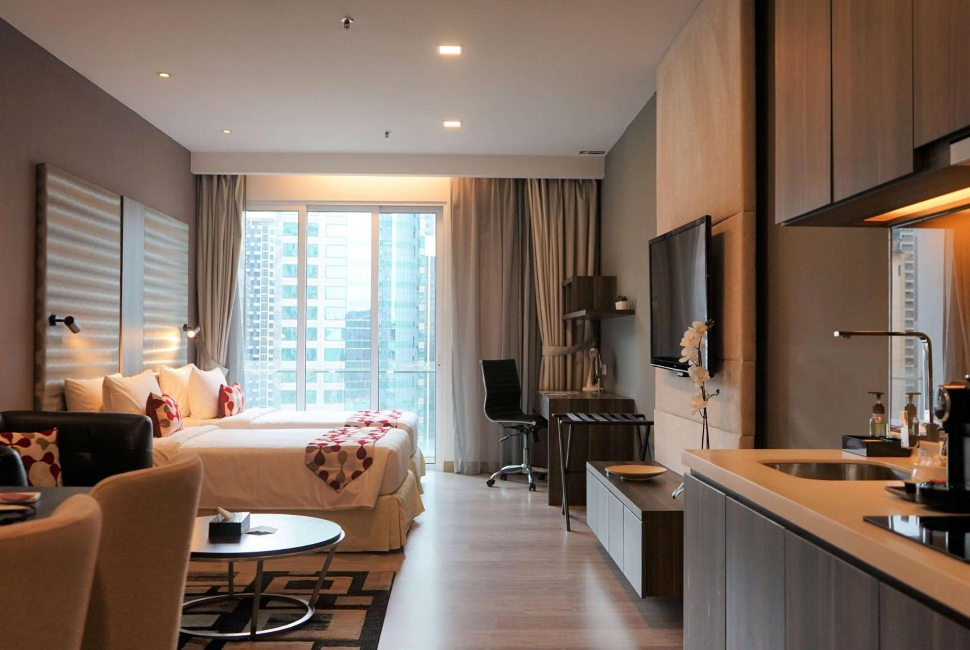 Ramada Suites By Wyndham Kuala Lumpur City Centre Esterno foto